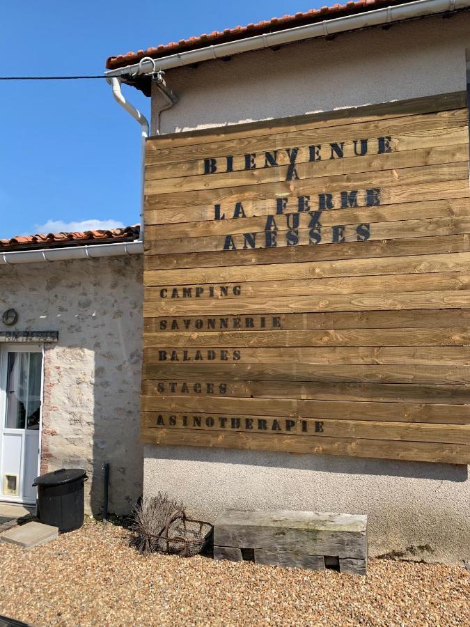 Camping De La Ferme Aux Anesses, Mobil Home Sofia2 Bressuire Kültér fotó